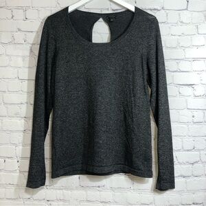 Ann Taylor ligth sweater in gray